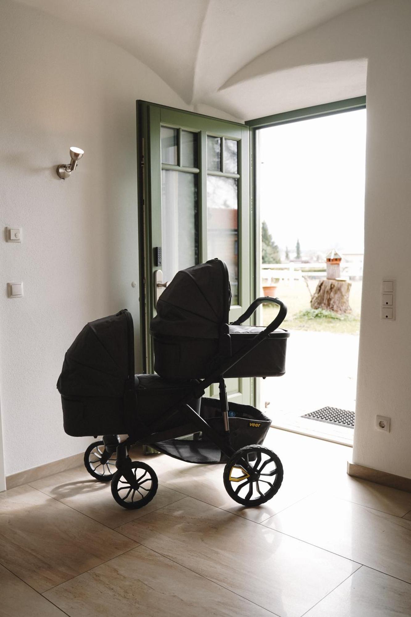 Black Horse Family Apartment - Barrierearm - Pfotenglueck - Familienzeit By Loewenherz Homes Stephanskirchen Exteriér fotografie